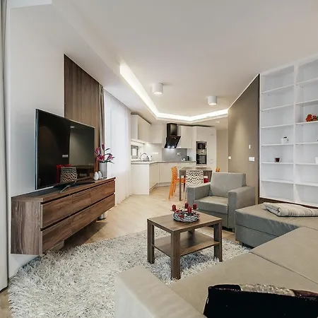 Exclusive In Luka Apartament