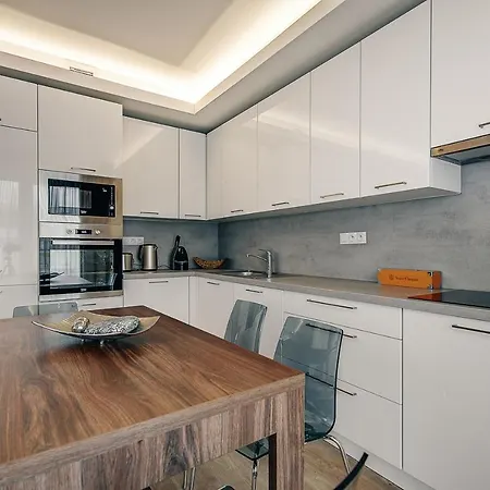 Apartament Exclusive In Luka *